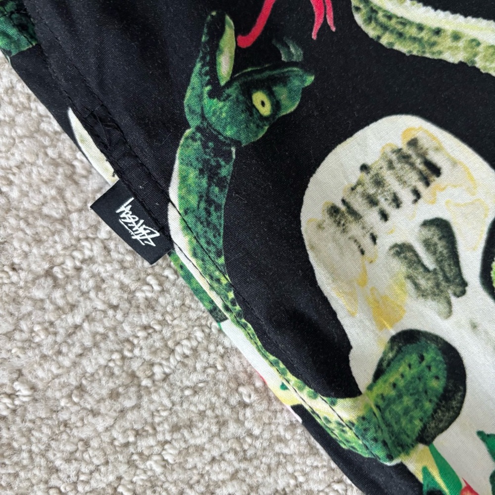Stussy Skull Pattern Shirt - Picture 4 of 6